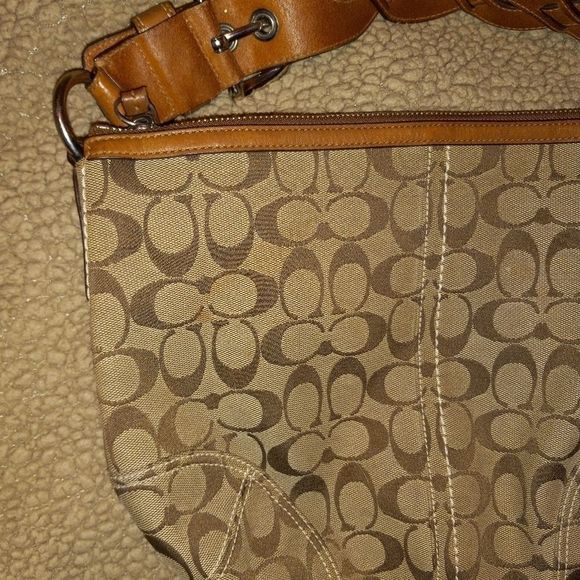Coach Shoulder Bag - Picture 6 of 10
